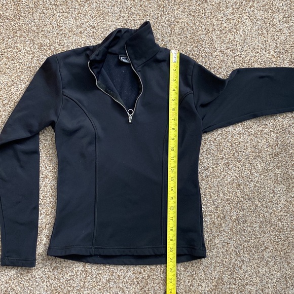 NILS Base Layer/Active Top - Picture 7 of 9